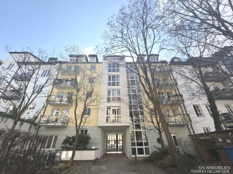 Hausansicht vom Innenhof