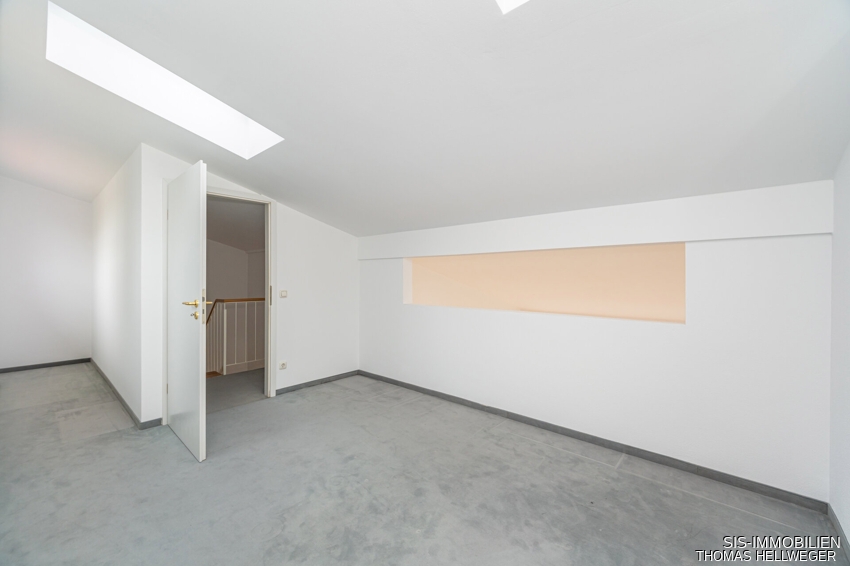 Arbeitszimmer im DG