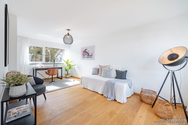 Arbeitszimmer OG