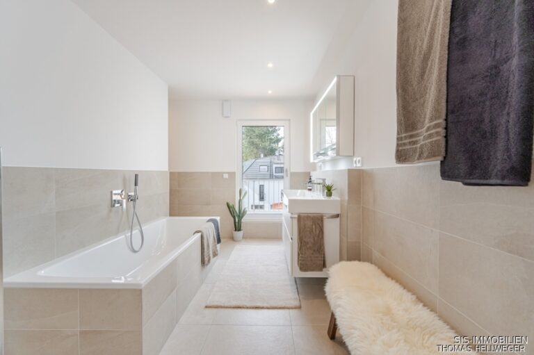 Badezimmer DG