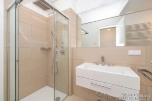 Gästebad mit Dusche