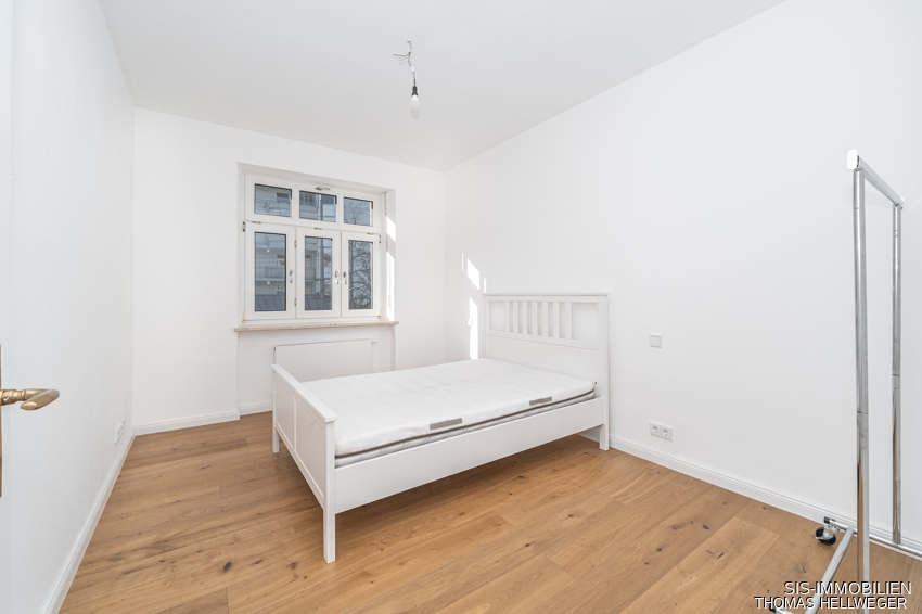 Schlafzimmer 2