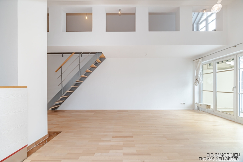 Blick zur Galerie